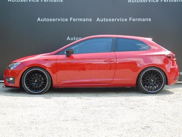 Occasion Seat Leon FR-Line 181 PK (133 kW) 2013 Rood Hatchback