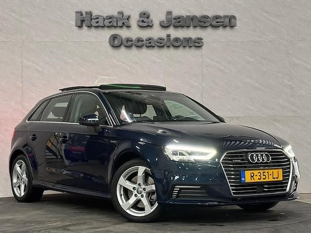 Occasion Audi A3 Sportback e-tron Sport 150 PK (110 kW) 2017 Blauw Hatchback