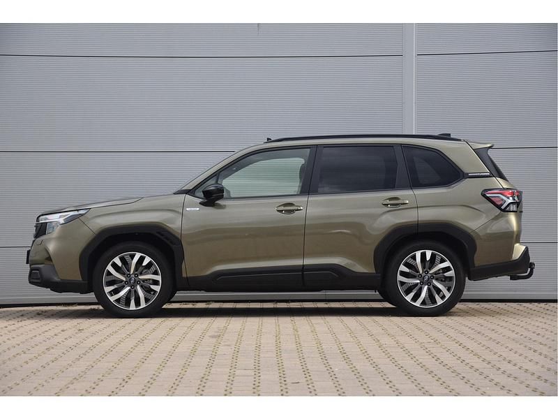 Occasion Subaru Forester Premium 136 PK (100 kW) 2024 Groen SUV