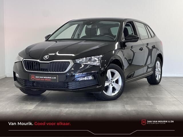 Zwart, metallic lak Gebruikt 2020 Skoda Scala Ambition Hatchback | € 14.890 (Goede deal) - Afbeelding 1/4