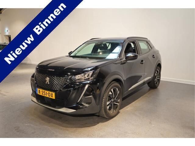Zwart Gebruikt 2020 Peugeot 2008 Allure SUV | € 16.950 (Eerlijke prijs) - Afbeelding 1/4