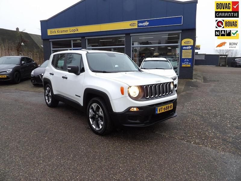 Wit Occasion 2016 Jeep Renegade Sport SUV | € 6.157 (Goede deal) - Afbeelding 1/4