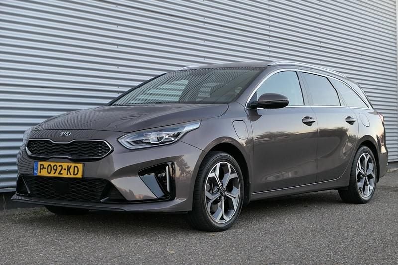 Bruin Gebruikt 2021 Kia Ceed Stationwagen | € 18.940 (Super prijs) - Afbeelding 1/4