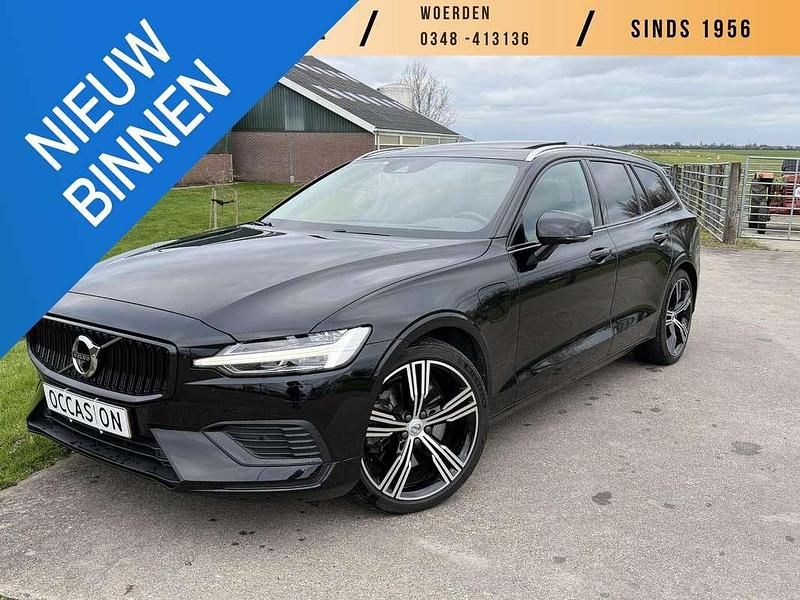 Zwart Gebruikt 2021 Volvo V60 Inscription Stationwagen | € 34.990 (Eerlijke prijs) - Afbeelding 1/4