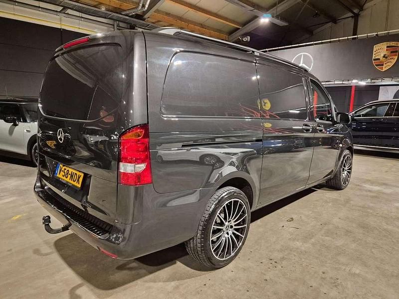 Occasion Mercedes Vito 163 PK (119 kW) 2023 Grijs Van
