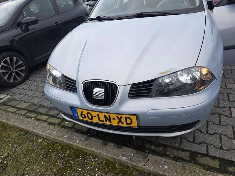 Occasion 2003 Seat Ibiza Stella Hatchback | € 1.000 (Eerlijke prijs) - Afbeelding 1/4