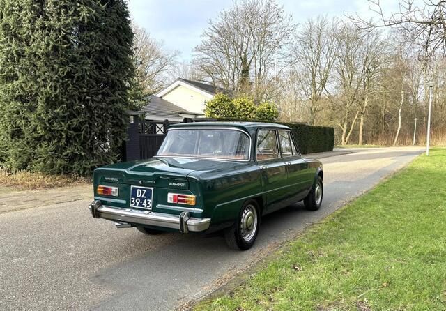 Occasion Alfa Romeo Giulia Ti 84 PK (61 kW) 1970 Groen Sedan