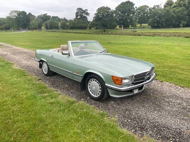 Groen Gebruikt 1989 Mercedes SL300 Cabriolet | € 46.685 - Afbeelding 1/4