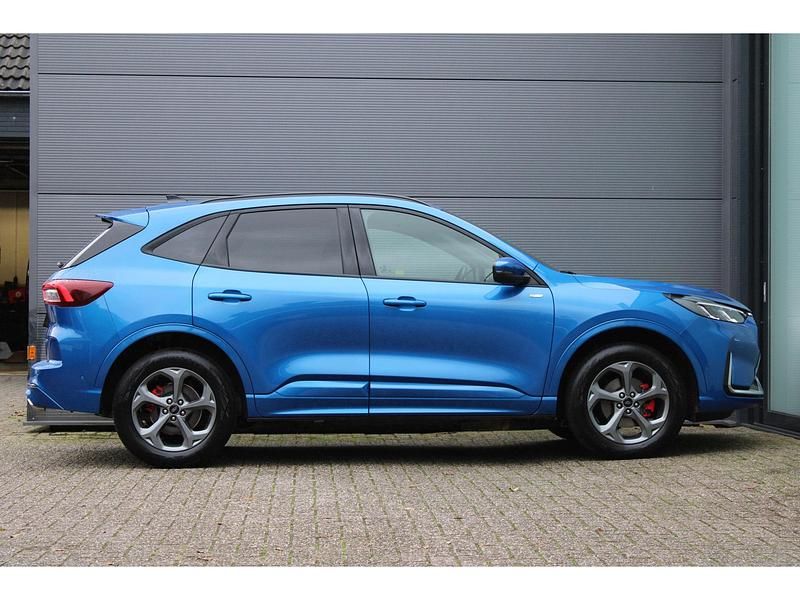 Occasion Ford Kuga ST-Line X 244 PK (179 kW) 2025 Blauw SUV