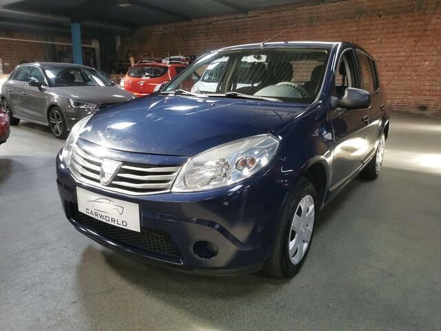 Blauw Gebruikt 2010 Dacia Sandero Hatchback | € 3.700 (Duur) - Afbeelding 1/4