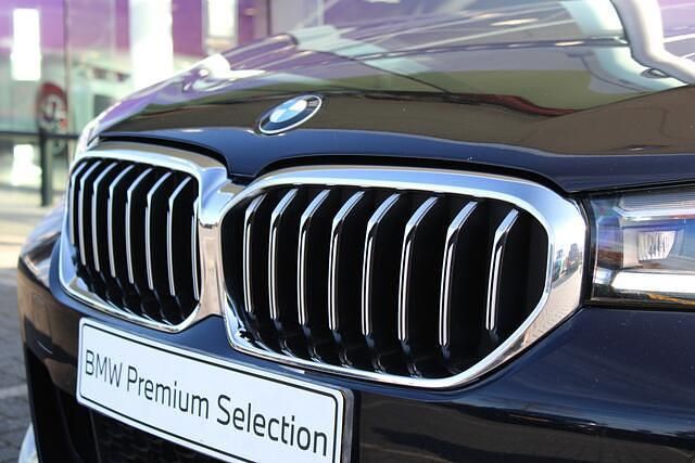Occasion BMW 530 Executive 252 PK (185 kW) 2021 Zwart Stationwagen