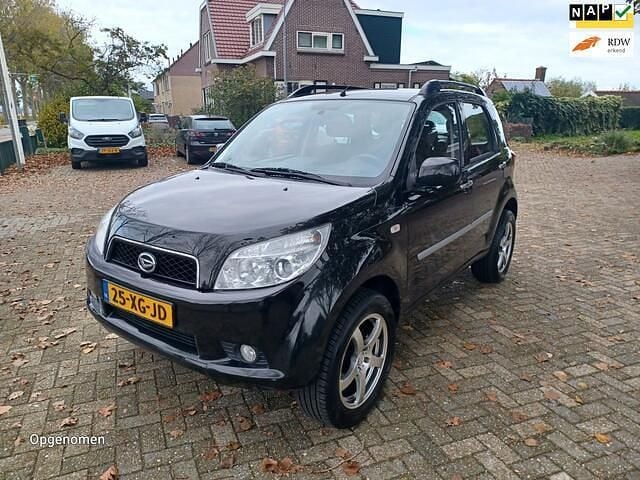 Zwart Gebruikt 2007 Daihatsu Terios SUV | € 4.750 (Eerlijke prijs) - Afbeelding 1/4