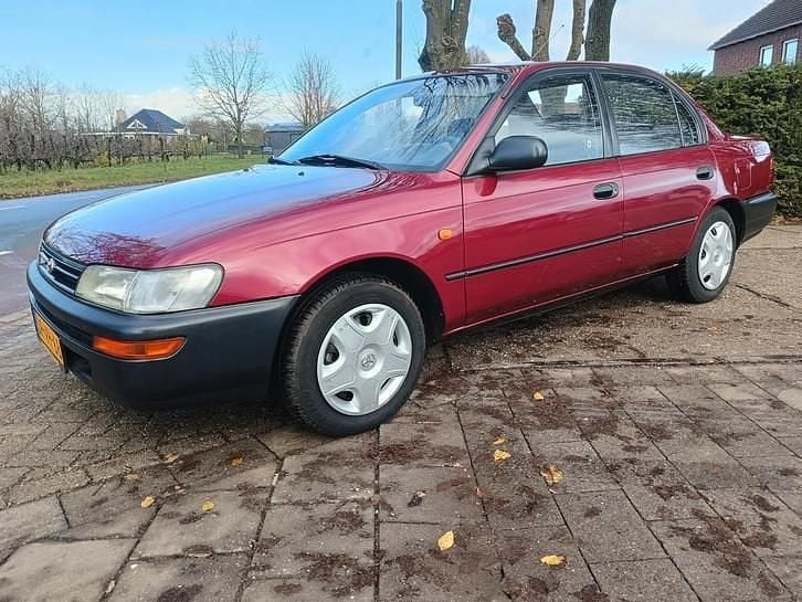 Gebruikt 1994 Toyota Corolla XLi | € 4.249 - Afbeelding 1/4