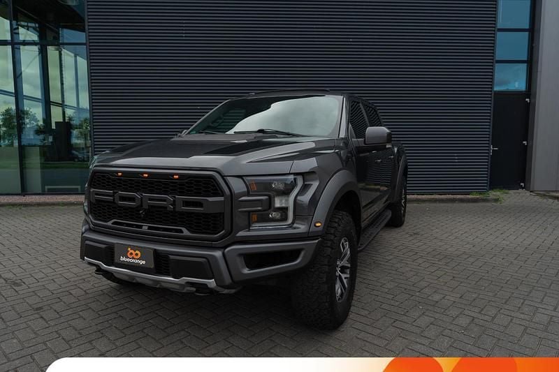 Grijs Gebruikt 2018 Ford F-150 Raptor Pickup | € 48.900 (Goede deal) - Afbeelding 1/4