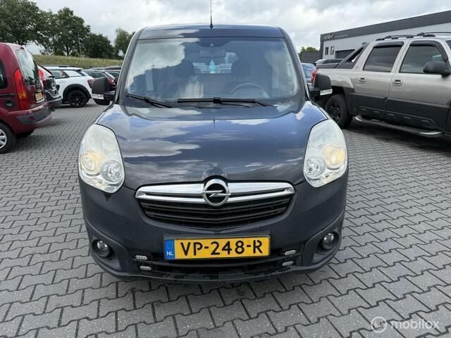 Zwart Gebruikt 2015 Opel Combo Sport MPV | € 2.450 (Super prijs) - Afbeelding 1/4