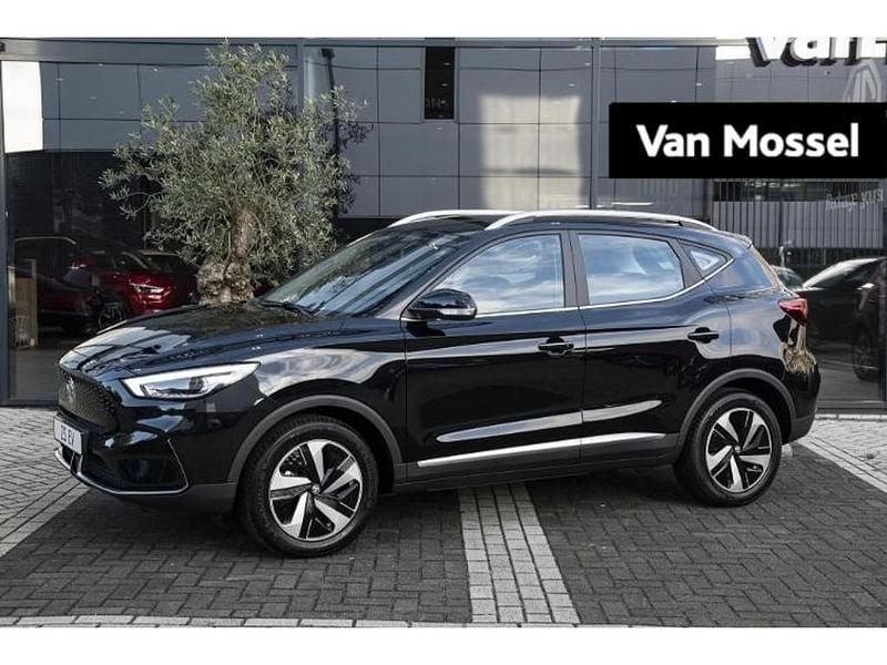 Zwart Nieuw 2025 MG ZS Comfort Sedan | € 26.995 (Eerlijke prijs) - Afbeelding 1/4