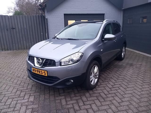 Grijs Gebruikt 2011 Nissan Qashqai Tekna SUV | € 5.995 (Goede deal) - Afbeelding 1/4