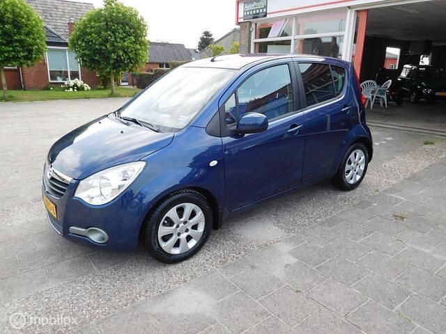 Blauw Occasion 2009 Opel Agila Edition Hatchback | € 4.000 (Iets duurder) - Afbeelding 1/4