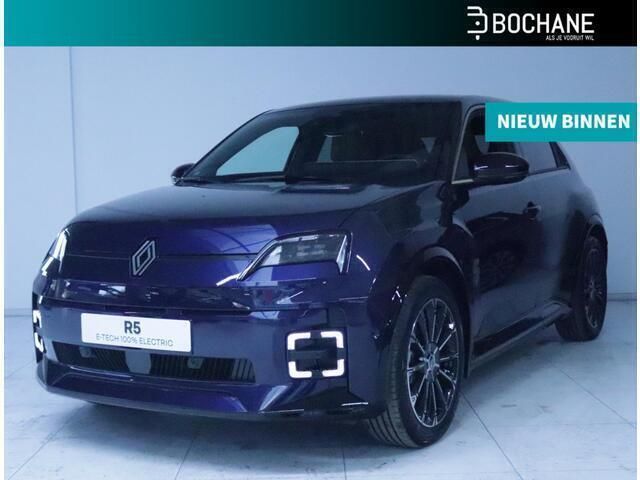 Blauw Gebruikt 2024 Renault R5 Iconic Hatchback | € 31.400 (Eerlijke prijs) - Afbeelding 1/4