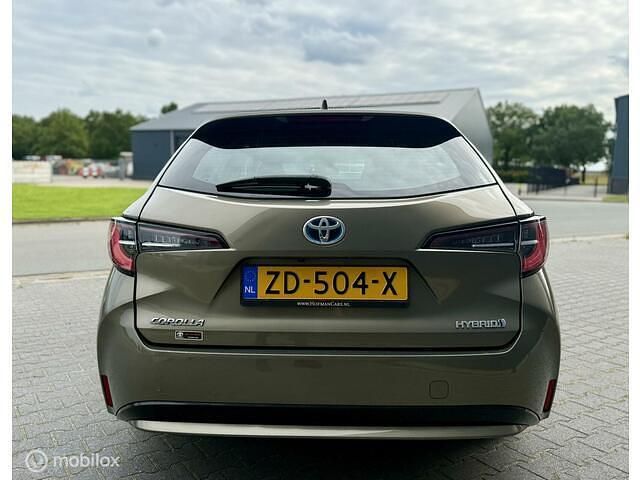 Occasion Toyota Corolla Active 98 PK (72 kW) 2019 Groen, metallic lak Stationwagen