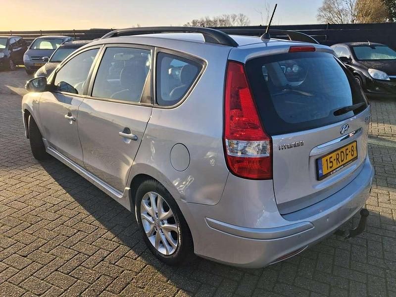 Occasion Hyundai i30 127 PK (93 kW) 2011 Grijs (metallic) Stationwagen