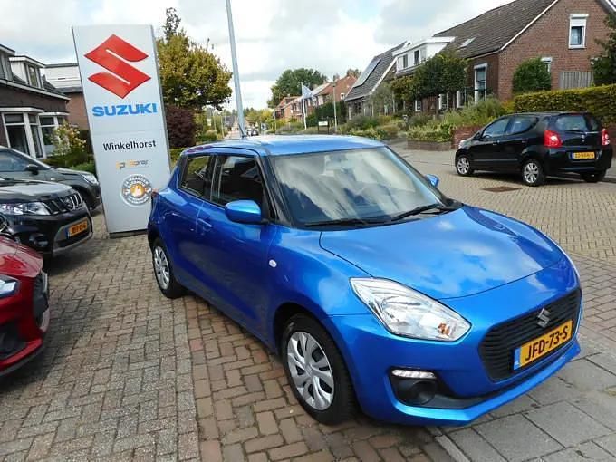 Blauw Gebruikt 2020 Suzuki Swift Hatchback | € 13.950 (Eerlijke prijs) - Afbeelding 1/4