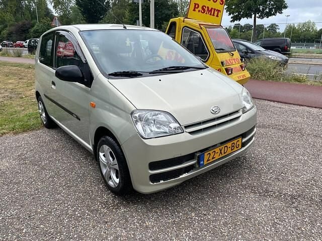 Beige Gebruikt 2007 Daihatsu Cuore Hatchback | € 1.099 (Eerlijke prijs) - Afbeelding 1/4