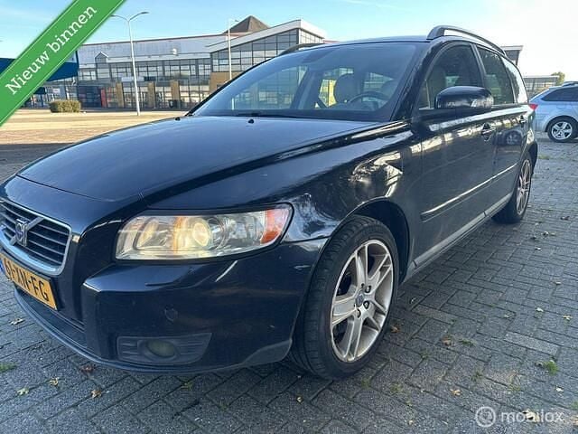Zwart Occasion 2007 Volvo V50 Stationwagen | € 1.799 (Eerlijke prijs) - Afbeelding 1/4