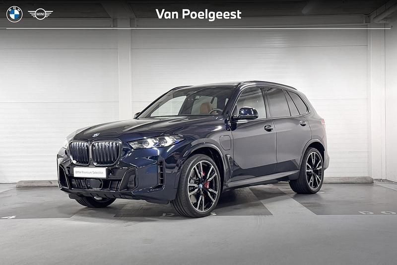 M carbonschwarz metallic (416) (zwart metallic) Gebruikt 2025 BMW X5 Comfort Edition SUV | € 102.900 (Eerlijke prijs) - Afbeelding 1/4