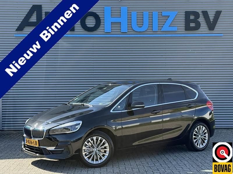 Zwart Gebruikt 2020 BMW 225 Active Tourer iPerformance MPV | € 20.990 (Iets duurder) - Afbeelding 1/4