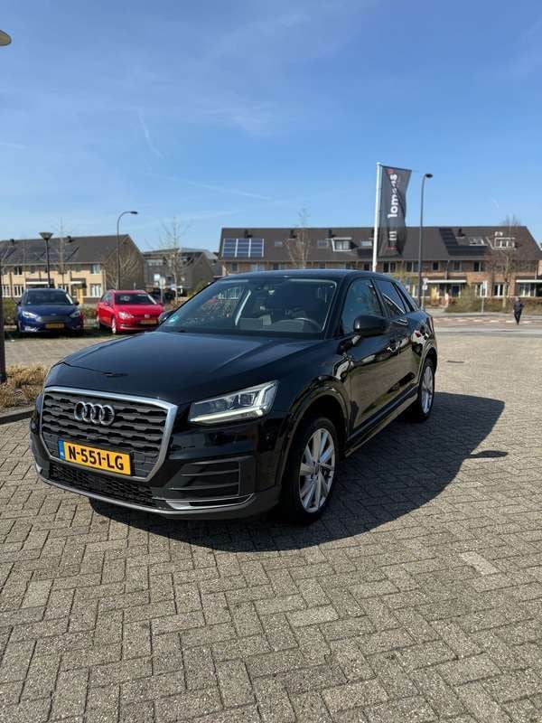 Zwart Gebruikt 2020 Audi Q2 SUV | € 21.000 (Eerlijke prijs) - Afbeelding 1/4