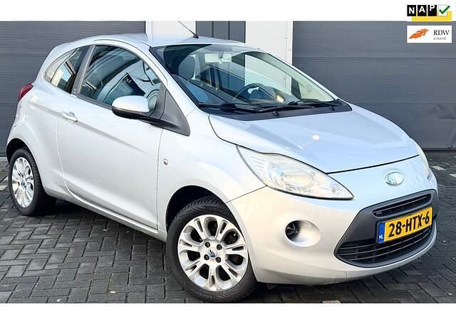 Grijs Occasion 2009 Ford Ka Trend Hatchback | € 2.050 (Eerlijke prijs) - Afbeelding 1/4