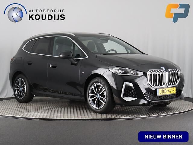 Zwart Gebruikt 2024 BMW 230 M Sport Stationwagen | € 43.750 (Eerlijke prijs) - Afbeelding 1/4