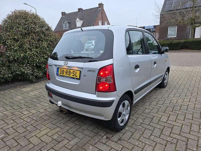 Occasion Hyundai Atos Active 58 PK (42 kW) 2005 Zilver Hatchback