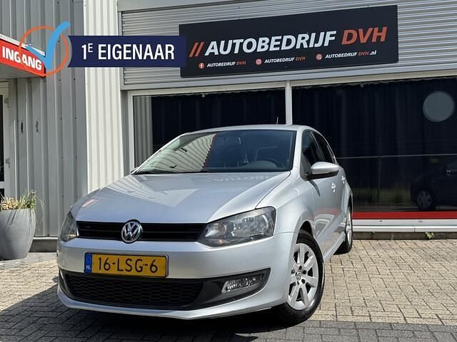 Grijs Gebruikt 2010 VW Polo Hatchback | € 2.999 (Eerlijke prijs) - Afbeelding 1/4