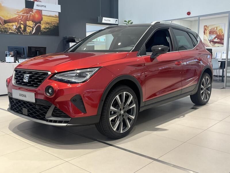Rood Gebruikt 2024 Seat Arona FR SUV | € 29.944 - Afbeelding 1/4
