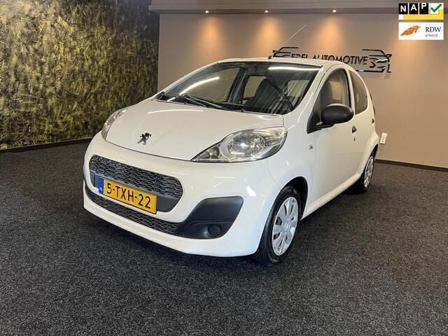 Wit Gebruikt 2014 Peugeot 107 Access Hatchback | € 3.499 (Iets duurder) - Afbeelding 1/4