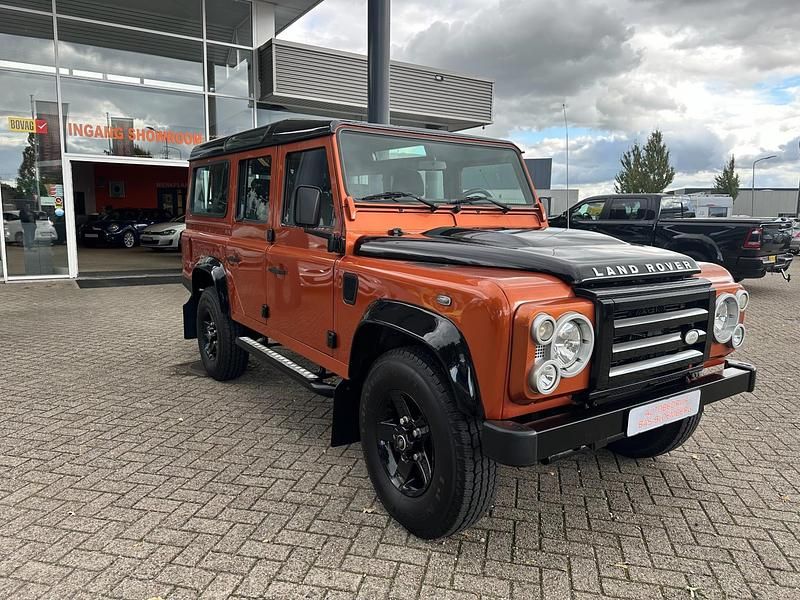 Occasion Land Rover Defender 123 PK (90 kW) 2010 Oranje SUV