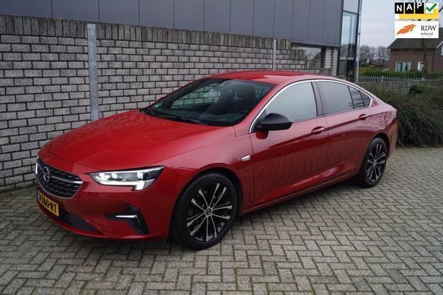 Rood Gebruikt 2020 Opel Insignia Sport Stationwagen | € 22.850 (Eerlijke prijs) - Afbeelding 1/4