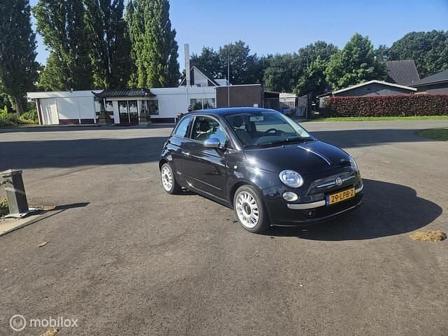 Zwart Gebruikt 2010 Fiat 500 Lounge Hatchback | € 2.499 (Eerlijke prijs) - Afbeelding 1/4