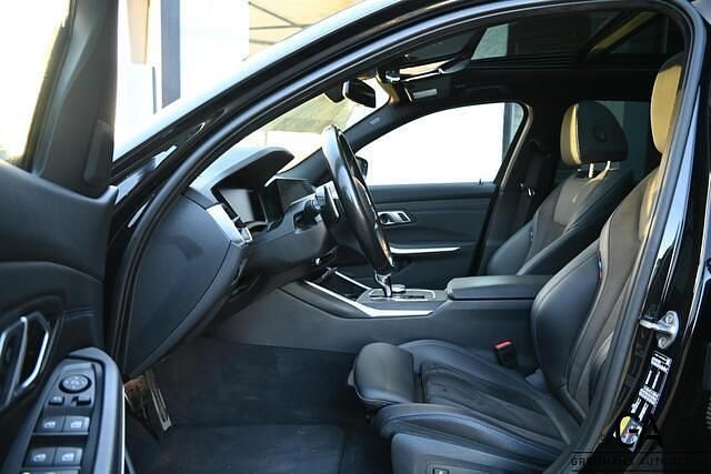Occasion BMW 330 M Sport 291 PK (214 kW) 2022 Zwart Stationwagen