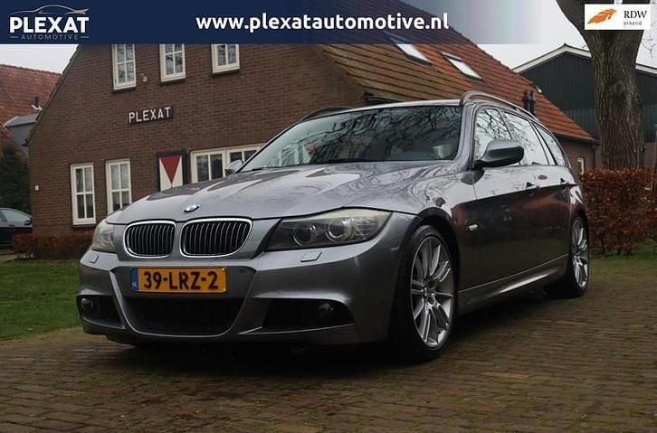 Occasion BMW 325 M Sport 218 PK (160 kW) 2010 Grijs (metallic) Stationwagen