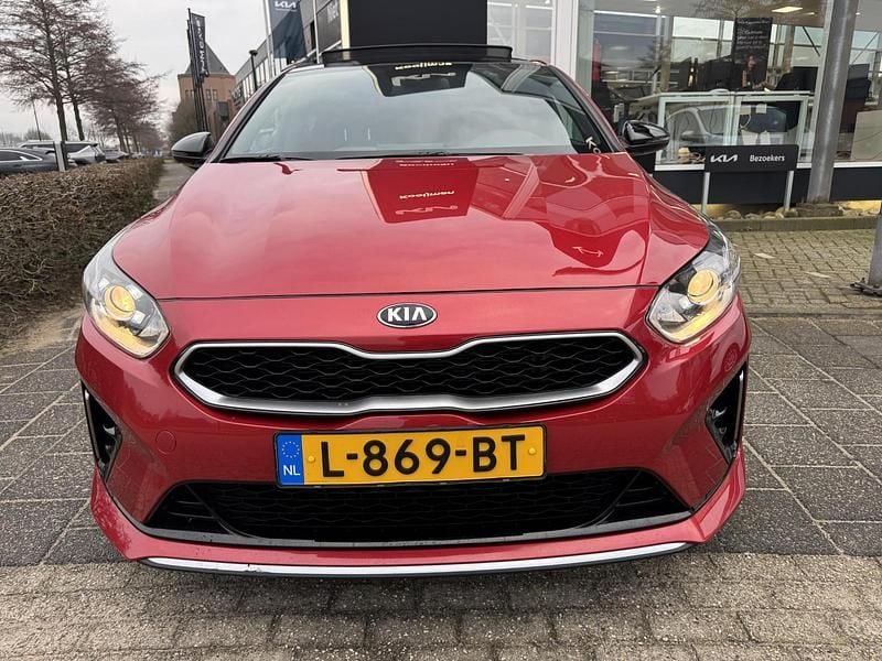 Occasion Kia ProCeed GT-Line 120 PK (88 kW) 2021 Rood Hatchback