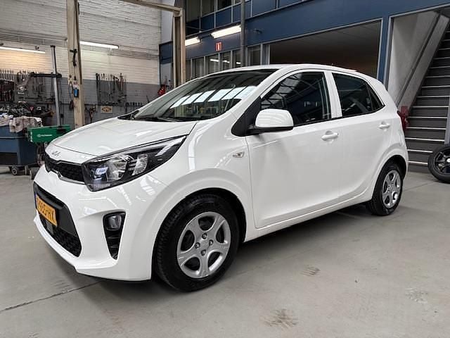 Wit Gebruikt 2023 Kia Picanto Comfort Hatchback | € 13.750 (Eerlijke prijs) - Afbeelding 1/4