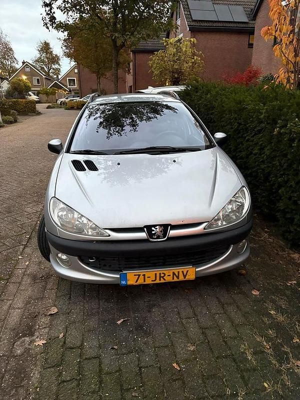 Gebruikt 2002 Peugeot 206 Stationwagen | € 350 (Super prijs) - Afbeelding 1/4