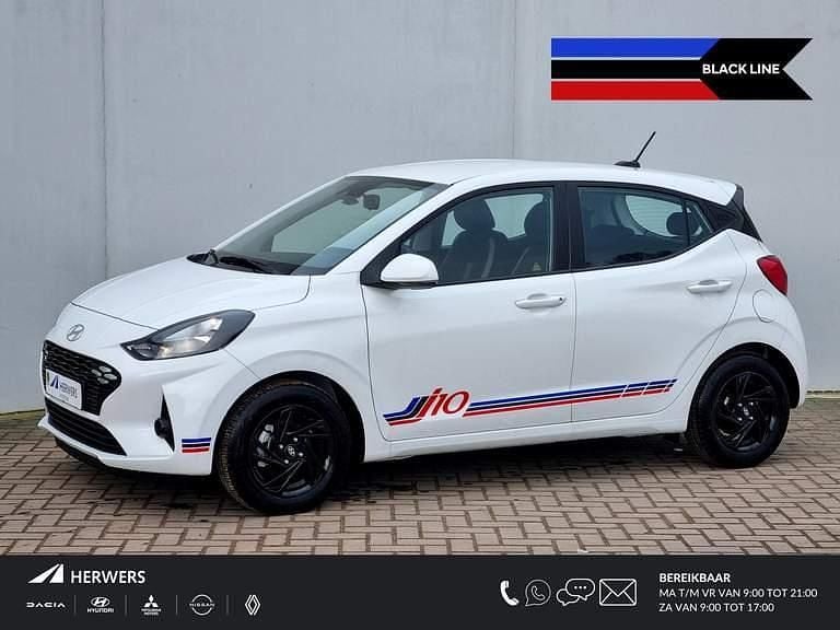 Atlas white Gebruikt 2024 Hyundai i10 Hatchback | € 18.935 - Afbeelding 1/4