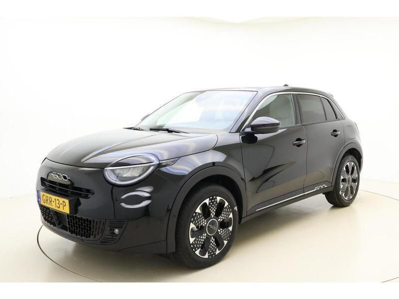 Zwart Gebruikt 2024 Fiat 600 La Prima SUV | € 30.645 (Eerlijke prijs) - Afbeelding 1/3