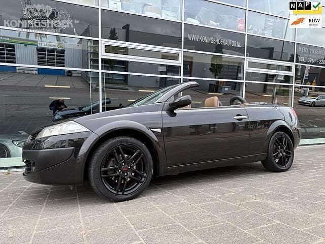 Zwart Gebruikt 2006 Renault Mégane Cabriolet Cabriolet | € 3.950 (Duur) - Afbeelding 1/4