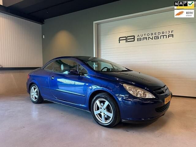 Blauw (metallic) Gebruikt 2006 Peugeot 307 CC Cabriolet | € 3.950 (Eerlijke prijs) - Afbeelding 1/4