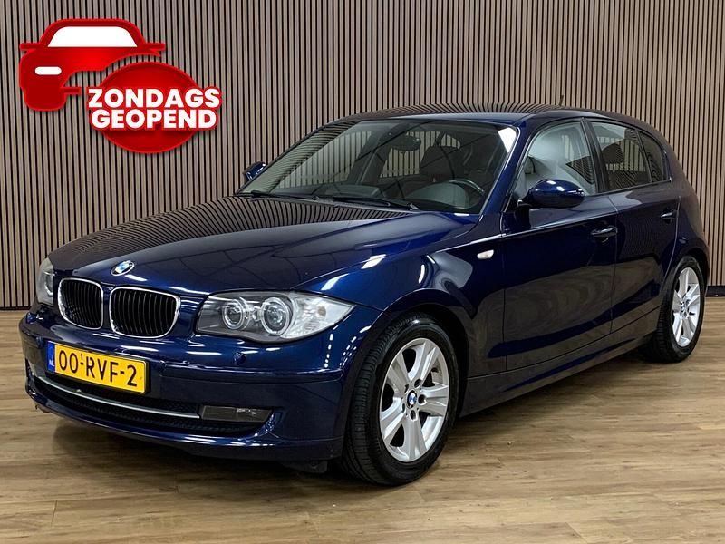 Blauw Gebruikt 2011 BMW 118 Efficient Dynamics Hatchback | € 6.945 (Eerlijke prijs) - Afbeelding 1/4
